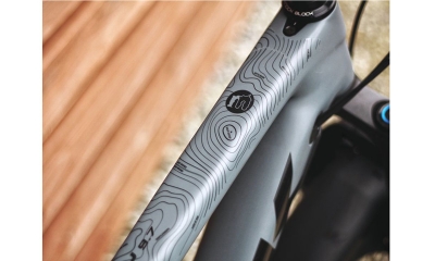 Ochranné samolepky Mucky Nutz Frame Skinz Contours