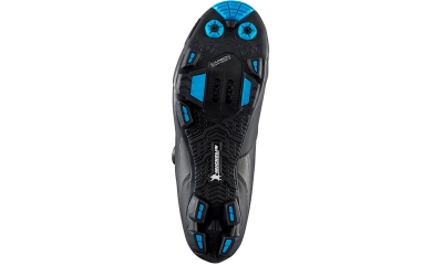 Tretry Shimano SH-XC701