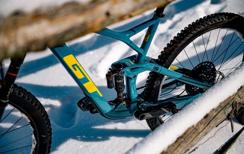 GT Sensor Carbon Expert