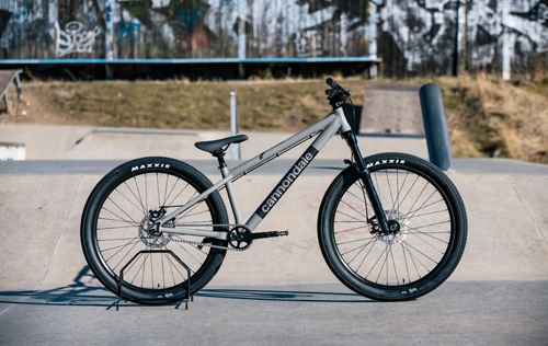 Zcela nový dirt bike Cannondale Dave