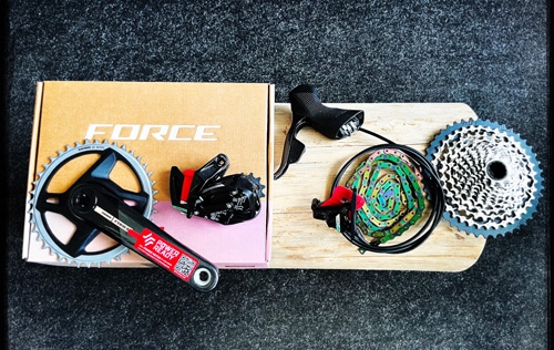 Nový Sram Force AXS XPLR